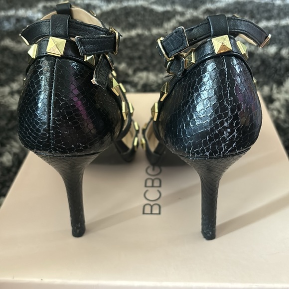 BCBGeneration High Heels - Picture 6 of 6